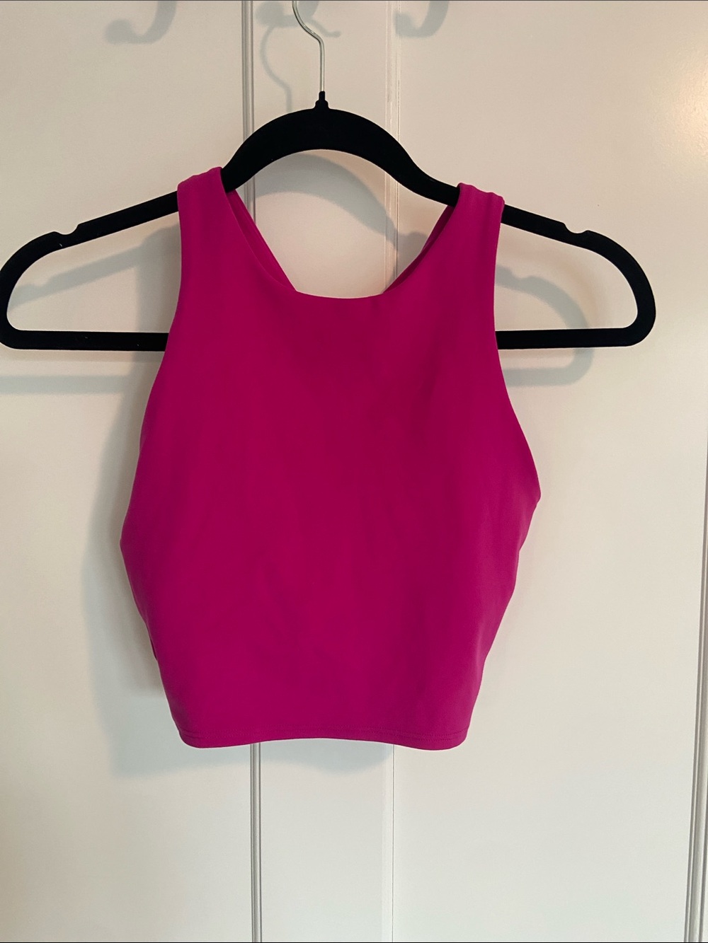 Athleta Fuchsia Cropped Workout Tank Top